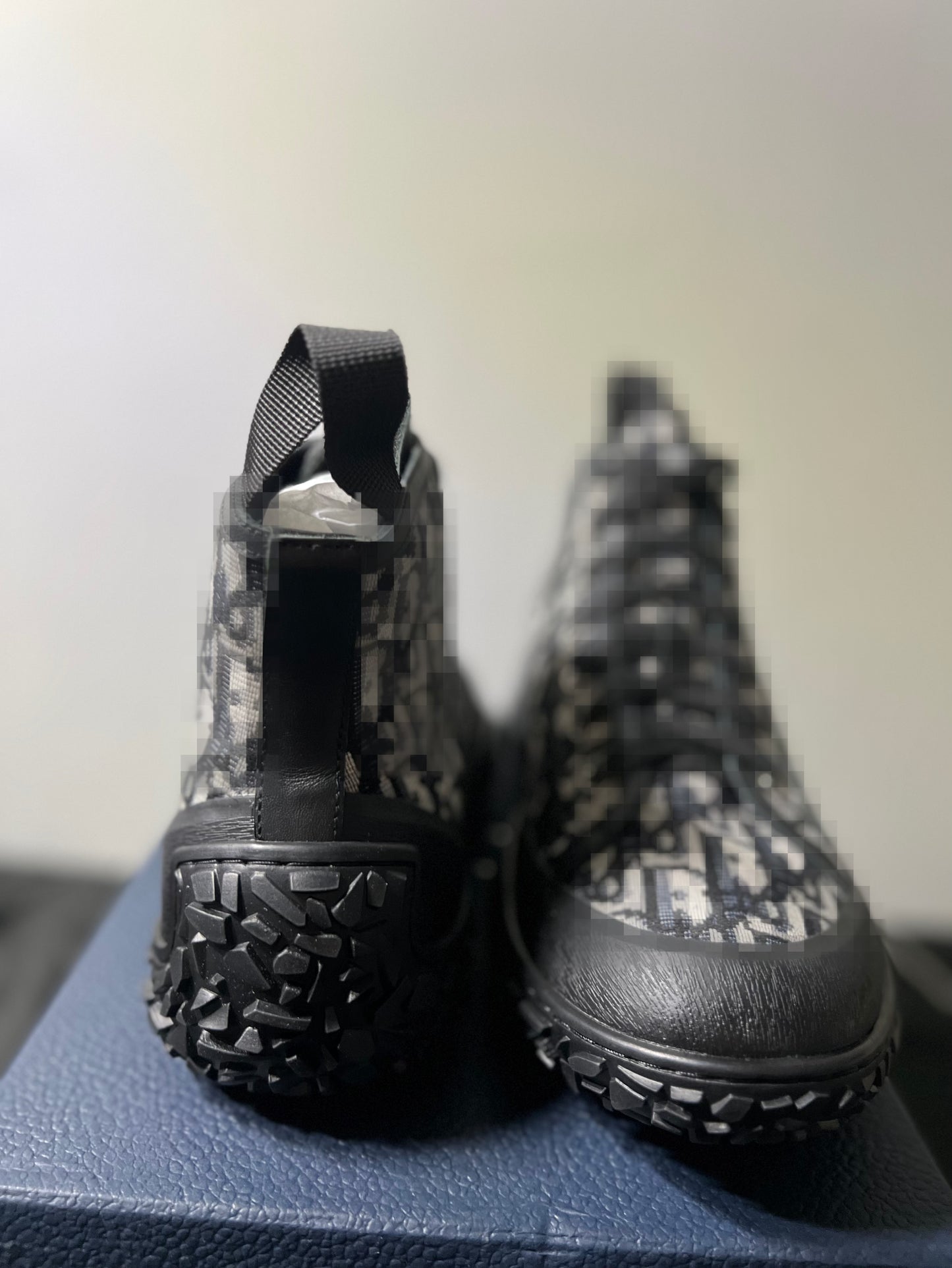 Black Beige Bior boots