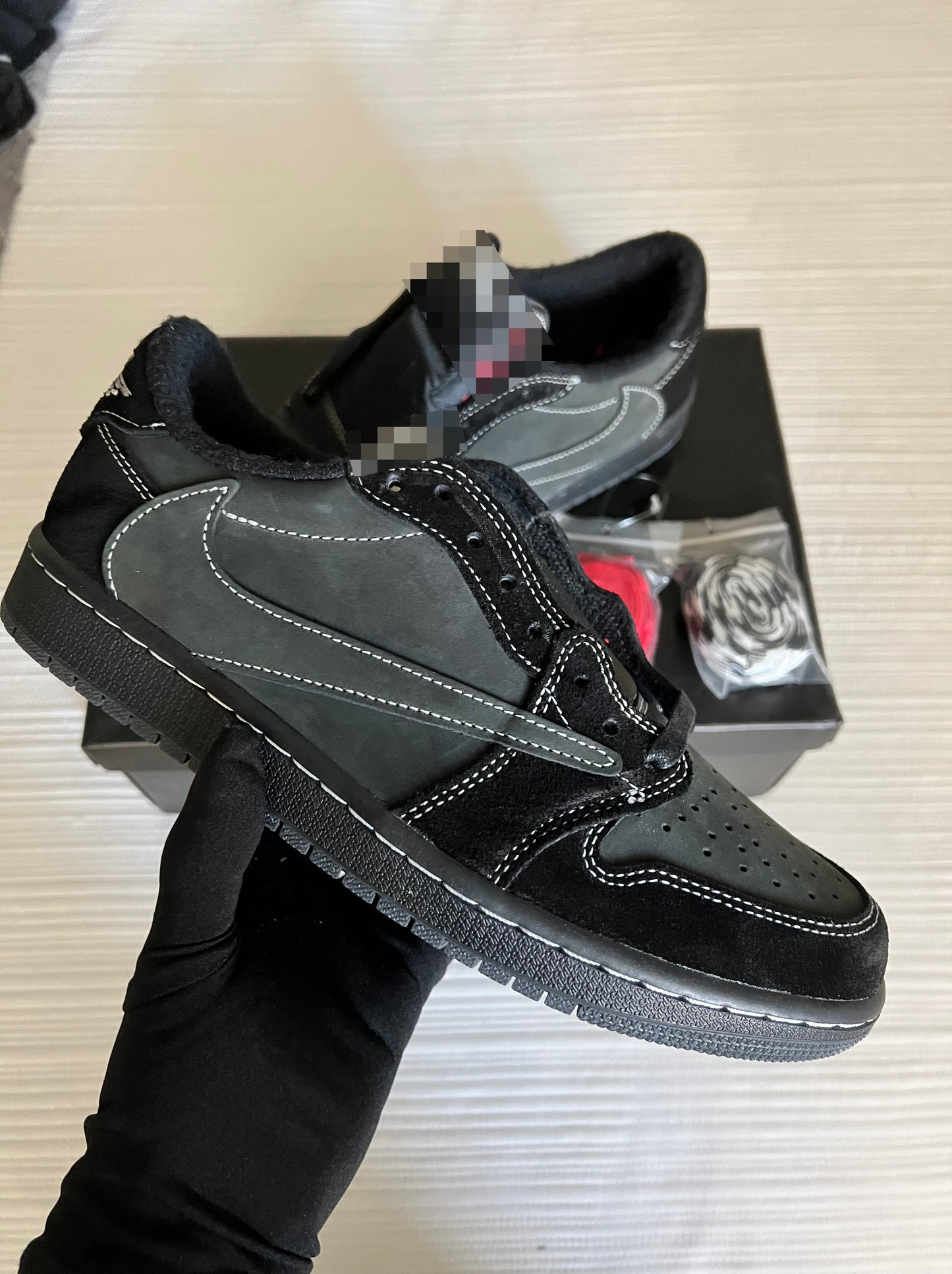Black Dunks