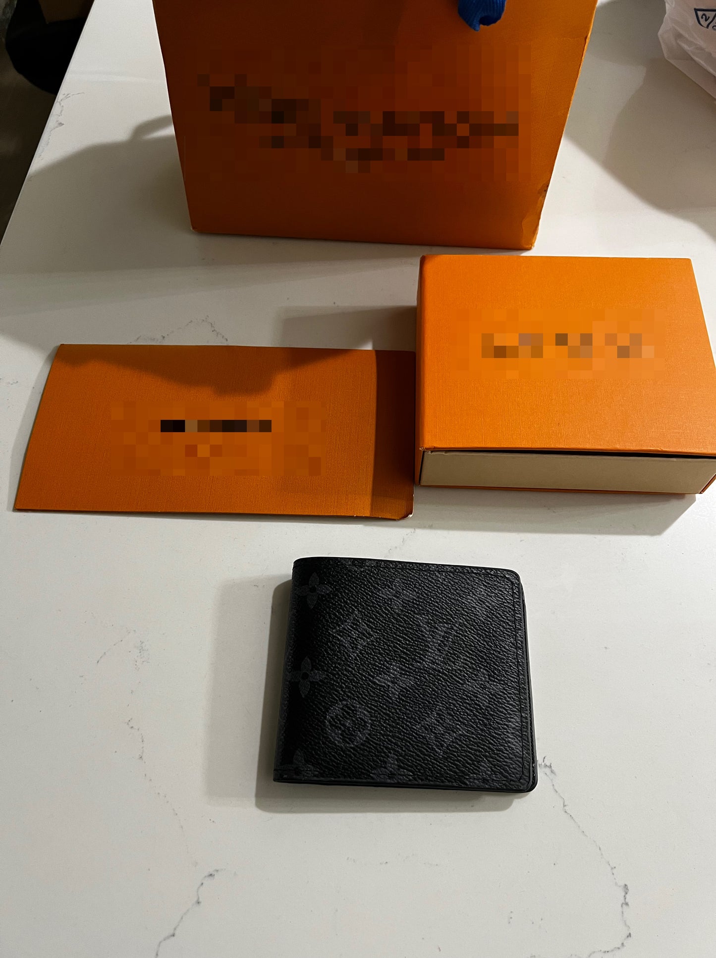 V wallet